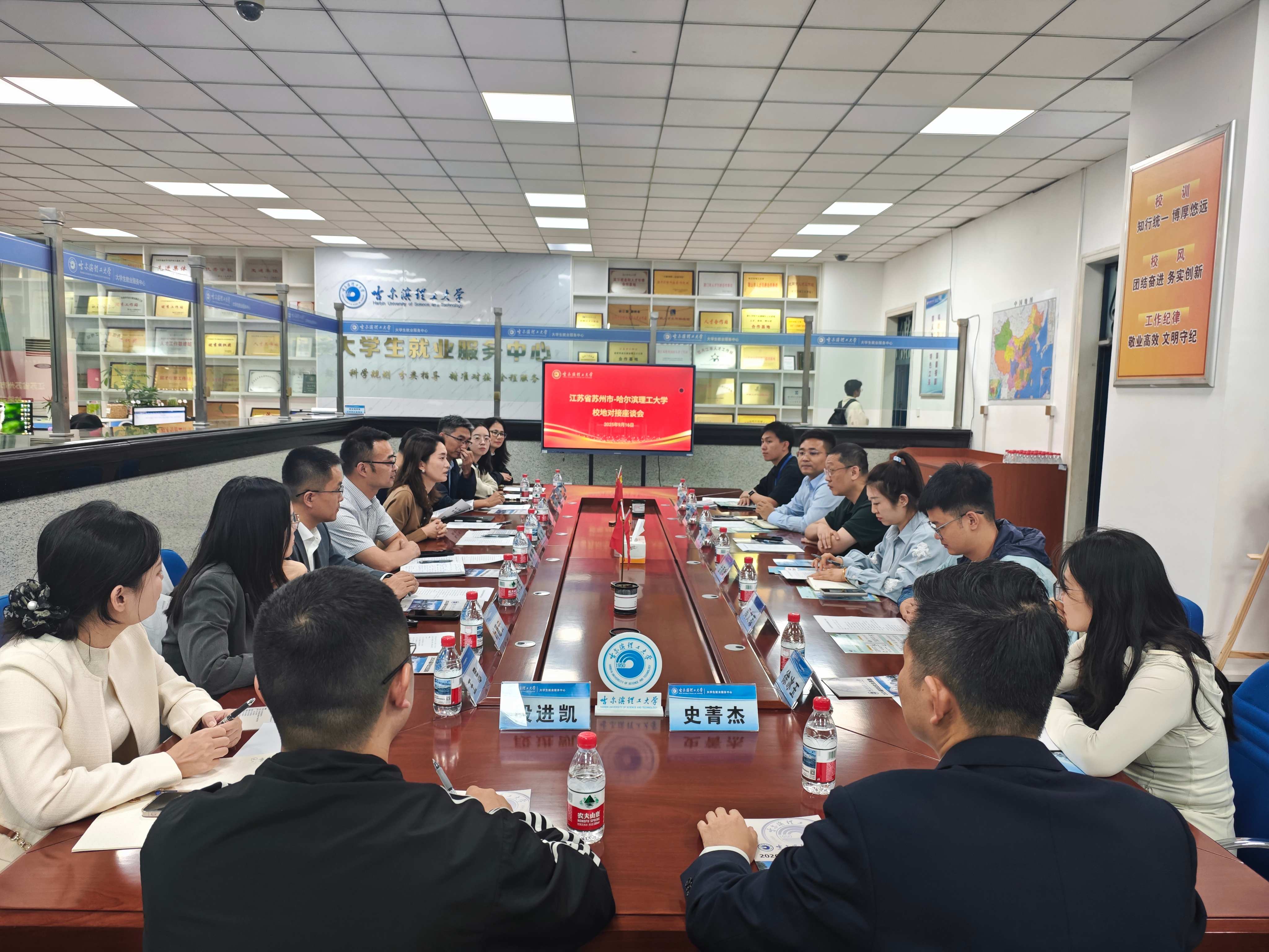 c3c84591bc281a47916b72cf45a0a39_副本.jpg c3c84591bc281a47916b72cf45a0a39_副本.jpg